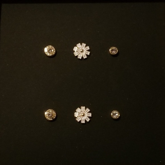 💯Authentic Coach Daisy Stud Earrings Set C2754 - Picture 5 of 6